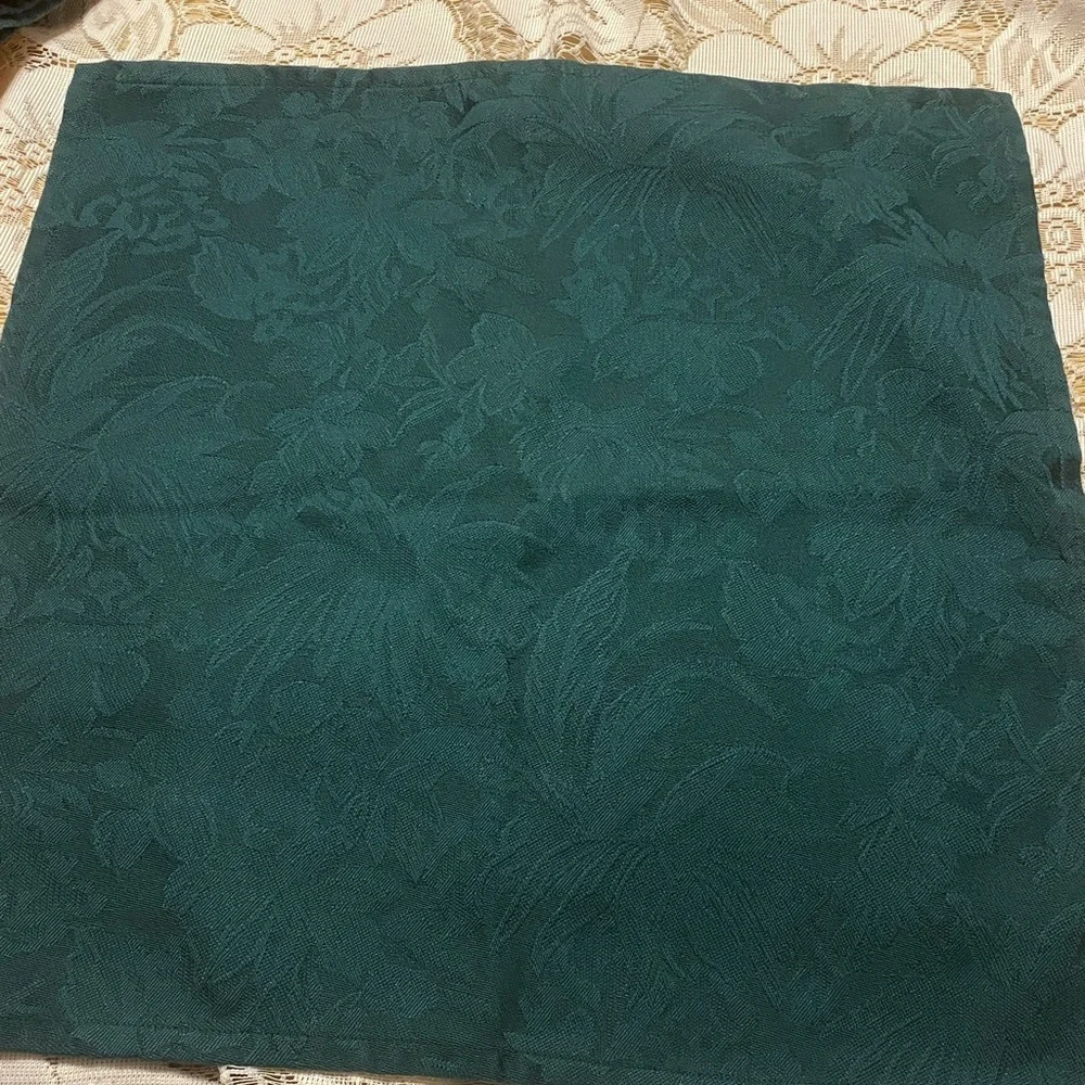 Elegant Evergreen Table Napkins set of Four Floral Design